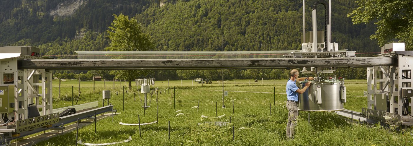Lysimeterstation zur Analyse von Treibhausgasen bei der Messung von Emissionen aus alpinem Grünland bei Garmisch-Partenkirchen. 